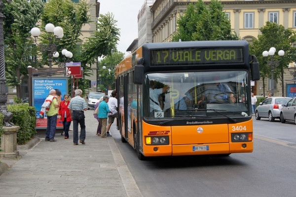 Италианците ще се возят в междуградския транспорт само със зелен сертификат